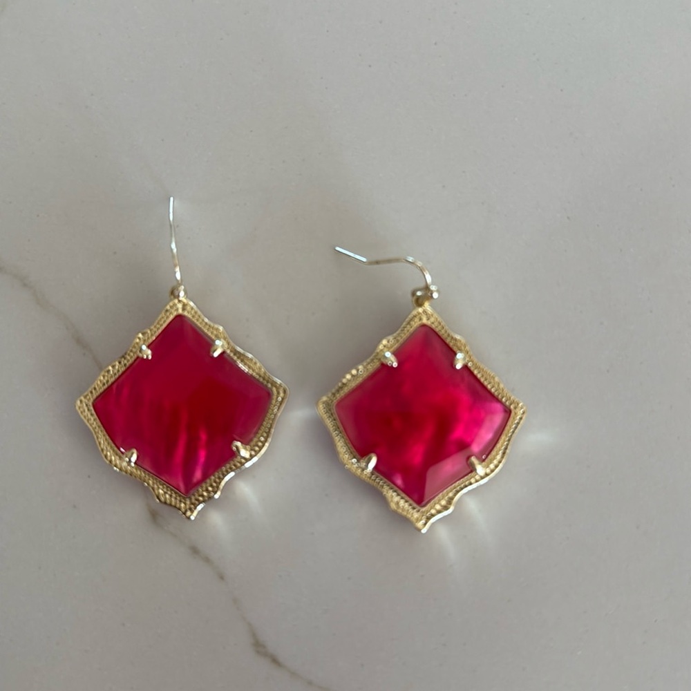 Kendra Scott hot pink and gold earrings
